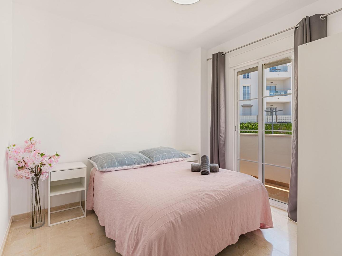 Moderne Ferienwohnung 71A Манилва Екстериор снимка